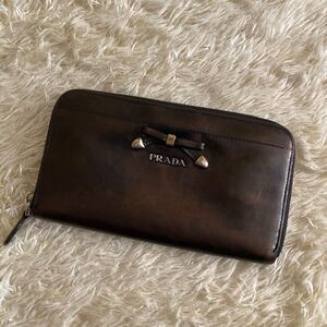 リカラー　PRADA レザー カーフ リボン 長財布 ブロンズ