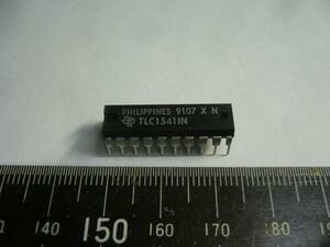 10bit ADコンバーター　TLC1541IN　TI　3個で