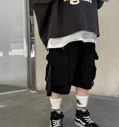 【残り僅か】子供服　キッズ　男女兼用　ダンス　100㎝　カーゴパンツ　黒　ズボン