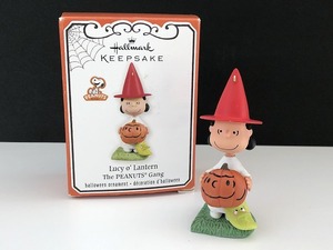 ルーシー ハロウィン Halloween HALLMARK オーナメント 箱入り スヌーピー PEANUTS フィギュア SNOOPY オールド ビンテージ [pe-695]