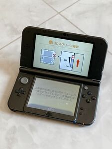 ② New Nintendo 3DS LL RED-001 初期化済み ニンテンドー3DS 任天堂