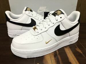 21年製 NIKE WMNS AIR FORCE 1 ESS チビ SWOOSH ナイキ ウィメンズ エアフォース AF1【CZ0270-102】ホワイト ブラック 白×黒 US8 25.0cm