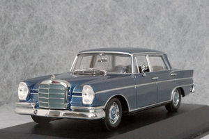 ● 1/43 メルセデス ベンツ 〓 300 SEL ( W112 ) タテ目ハネベン / ブルーメタ 〓 Mercedes Benz MINICHAMPS