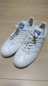 超激レア 美品 adidas アディダス GAZELLE LEA 入手困難 27cm 人気 レザー 白 ホワイト ORIGINALS トレフォイル スポーツ オシャレ 定番 