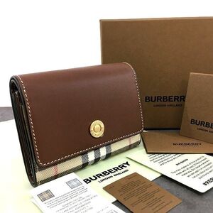 送料込み！ 未使用品 BURBERRY コンパクトウォレット ノバチェック 箱付き プレゼントにも！ 291