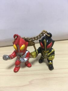 ウルトラマンゼアス　シャドー　キーホルダー