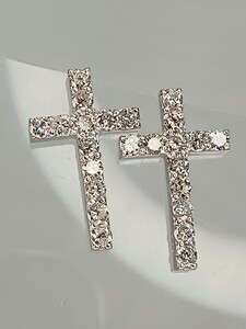 ☆K18wg★天然ダイヤ1.00ct☆ピアス★47