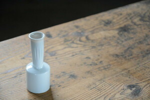 NO.101 古い白磁の一輪挿し 検索用語→A昭和レトロ花瓶古道具花器花瓶