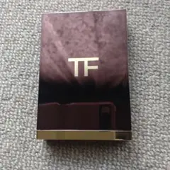 TOM FORD シェイド＆イルミネイト ハイライティング　デュオP1