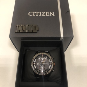 【BW 0914.2-412】1円～ CITIZEN シチズン アテッサ エコドライブ H800-T025871 GN-4W-S ソーラー電波 メンズ 箱 コマあり 可動 現状品