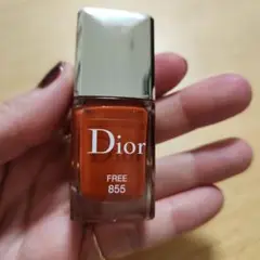 Dior ネイルカラー FREE 855 オレンジ