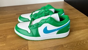 国内正規品 新品 NIKE WMNS AIR JORDAN 1 LOW LUCKY GREEN AQUATONE WHITE DC0774-304