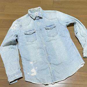 L-12　ZARA/ザラ（ジャパン）　サイズ M（US)！　RELAXED FIT USED ダメージ加工 デニムシャツ