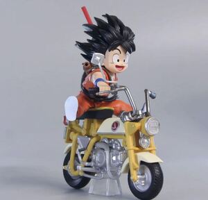 限定　ドラゴンボール 海外限定 孫悟空　バイクフィギュア