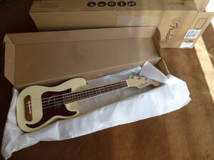 新品未使用品 Fender フェンダー Fullerton Precision Bass Uke ウクレレベース 格安処分!