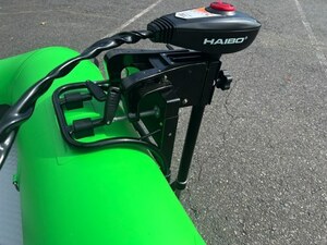 レンタルボート、ゴムボ、スモールボートに、ショートなフットコンエレキ・HAIBO54lb/12V ブルドックマウント仕様のBEEオリジナル