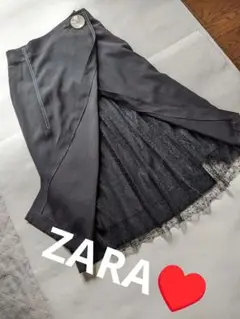 【ZARA】♥レイヤード2枚セット スカートト　黒　大きなボタン　アクセント