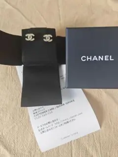 美品 CHANEL 小ぶり ピアス ココマーク メタル&ストラス ピアス