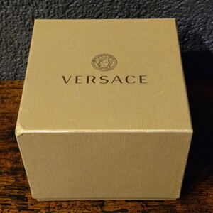 ★　ヴェルサーチ VERSACE ボックスのみ 空箱 空き箱 時計ケース カード 取説付き　★