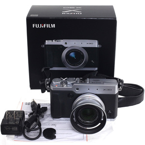 FUJIFILM　フジフィルム デジタルカメラ X30 バッテリー メモリー付き　電源確認のみ