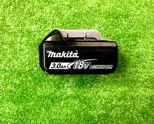 極美品★良好品★makita/マキタ/BL1830B/18V/3.0A/残量表示付/純正リチウムイオンバッテリー★動作確認済★検索用 1860【入札禁止地域有】