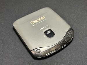 ※24007 SONY D-135 Discman CD コンパクト プレーヤー ソニー ジャンク 動作確認