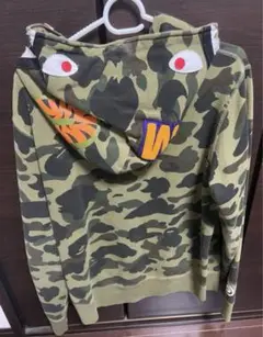 A BATHING APE シャークパーカー　Mサイズ