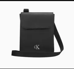 カルバンクラインmono hardware phone crossbody