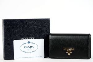 【新品同様・未使用】PRADA プラダ 二つ折り パスケース カード入れ レザー【MJ6】