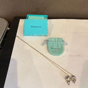 TIFFANY Co ティファニー 925刻印 シルバー　立体リボン　ネックレス