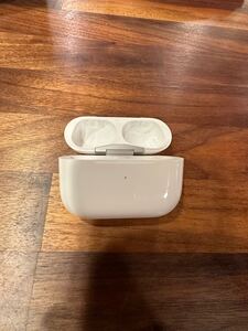 Apple AirPods Pro 第1世代　ケースのみ　Apple正規品