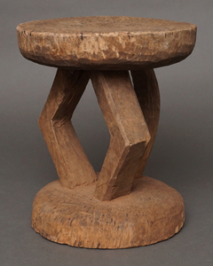 アフリカ　ジンバブエ　トンガ　スツール　木彫り　K　腰掛　椅子　アフリカンアート　民具
