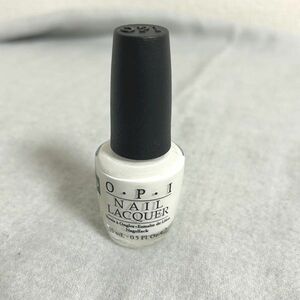 O・P・I NAIL LACQUER NL L00 15ml オーピーアイ ネイル ※ほぼ満量②【M0117】