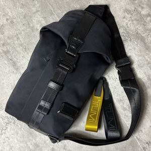 希少/極美品●TUMI トゥミ TAHOE タホ ボディバッグ ショルダー 斜め掛け クロス BOZEMAN ボーズマン メンズ ビジネス スリング ブラック黒