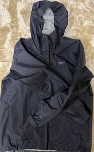 美品　2023年製　トレッキング　登山　patagonia パタゴニア　トレントシェル 3L レインコート　雨合羽　ナイロンジャケット　スノーボード