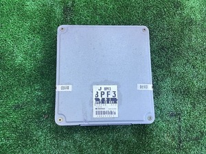 NA8C　ロードスター　AT　(Ｗ2)　エンジンコンピュータ　ECU　　