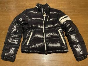 程度良好です 希少イタリア製 モンクレール エリック サイズ1 黒 ブラック Moncler ERIC 管73