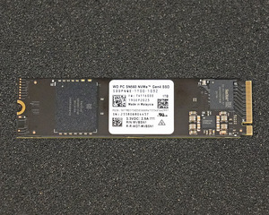 WD PC SN560 M.2 2280 NVMe SSD 1TB SDDPNQE-1T00-1032 動作確認済み 使用時間少ない