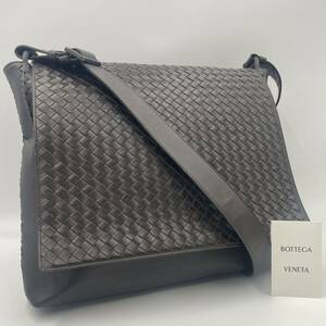 大容量・美品●BOTTEGA VENETA ボッテガ イントレチャート レザーショルダーバッグ メッセンジャーバッグ フラップ メンズ 通勤 A4ブラウン