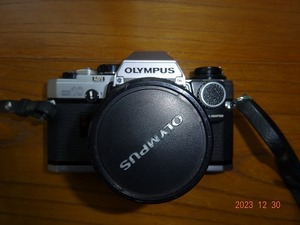 一眼レフカメラ　OLYMPAUS　OM10