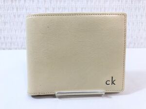 11/5a17 財布 CalvIin Klein カルバンクライン CK 二つ折り財布 札入れ 小銭入れ付き ベージュ系 