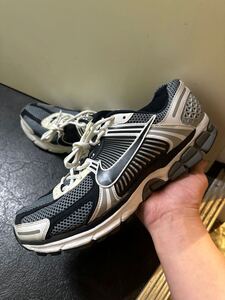 nike air zoom vomero 5 ボメロ5NIKEナイキスニーカー