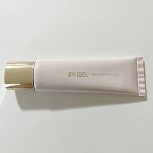 SNIDEL BEAUTY / SNIDEL イルミネイティングプライマー 02・化粧下地・30ml・定価3632円