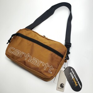 ＊a 【新品・即決!!】 カーハート Carhartt ロゴプリント ショルダーバッグ ボディバッグ 斜め掛けカバン 茶 ブラウン 男女兼用