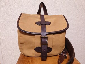 FILSON スモールラギッドツイルフィールドバッグ ショルダーバッグ TAN ブライドルレザー ブラウン アウトドア フィルソン レディースにも