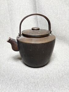 (A-3) 鉄瓶 無銘 重量 湯沸 茶道具 煎茶道具 美術品 古美術 骨董品 時代物 アンティーク