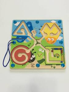 知育玩具　ドイツ生まれの木のおもちゃ Hape Holz Magnet Spielzeug Labyrinth