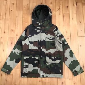 woodland camo hoodie jacket Mサイズ a bathing ape BAPE エイプ ベイプ アベイシングエイプ ナイロン パーカー ジャケット 迷彩 ww52