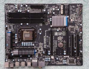 GIGABYTE　GA-P67A-UD3R-B3　LGA1155　動作確認済み