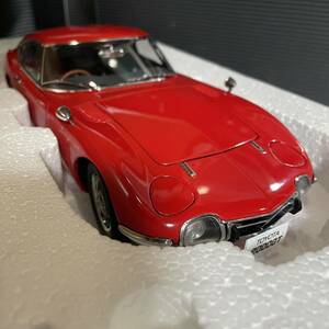 未展示品 オートアート1/18 トヨタ 2000GT レッド